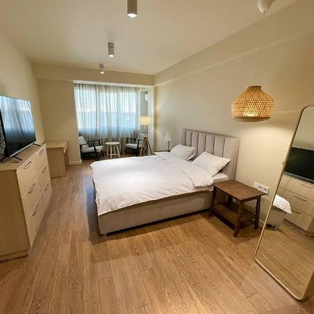 2 Bedroom On Ismail Corner Stefan Cel Mare, New Apartment, Chisinau Center! 외부 사진